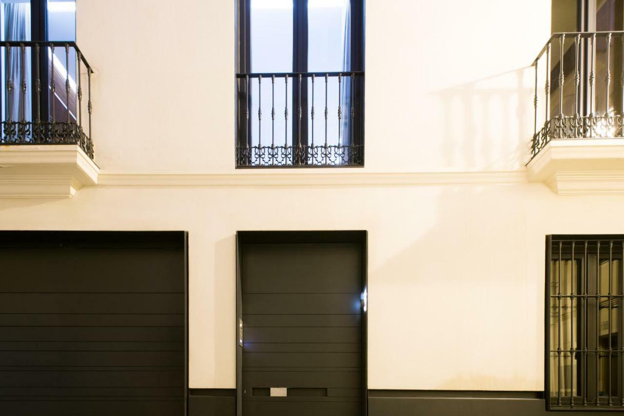 Hommyhome Arenal Luxury เซบีญา ภายนอก รูปภาพ